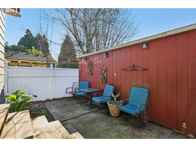 9328 Se GLENWOOD St, Portland, OR 97266