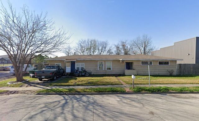 9001 Pagewood Lane Lane, Houston, TX 77063