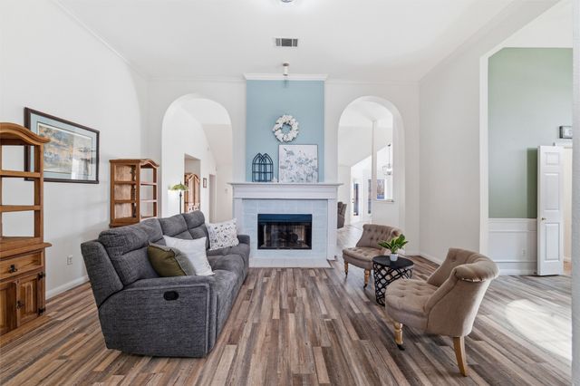 7 Equestrian Court, Mansfield, TX 76063