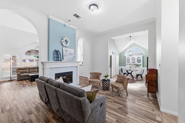 7 Equestrian Court, Mansfield, TX 76063