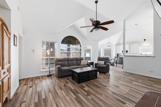 7 Equestrian Court, Mansfield, TX 76063