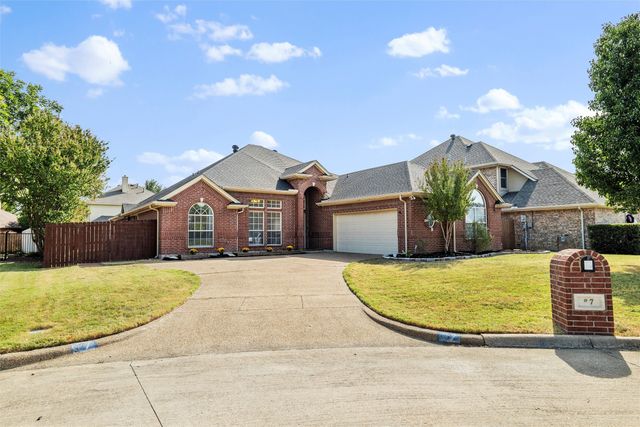 7 Equestrian Court, Mansfield, TX 76063