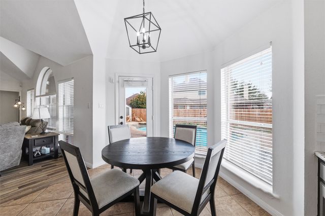 7 Equestrian Court, Mansfield, TX 76063