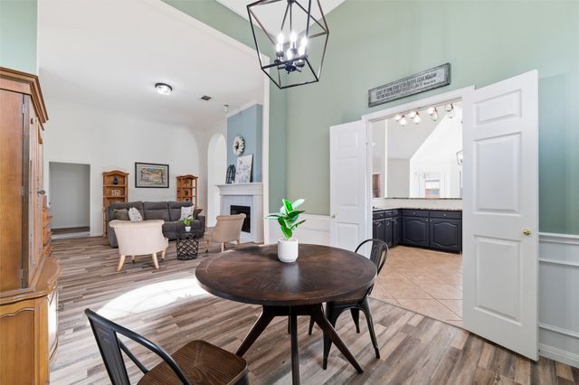 7 Equestrian Court, Mansfield, TX 76063