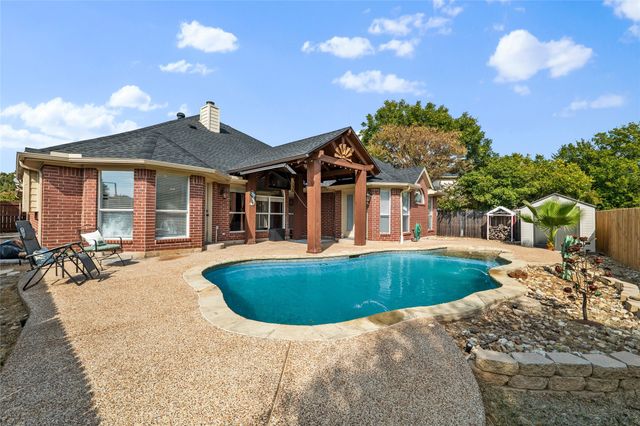 7 Equestrian Court, Mansfield, TX 76063