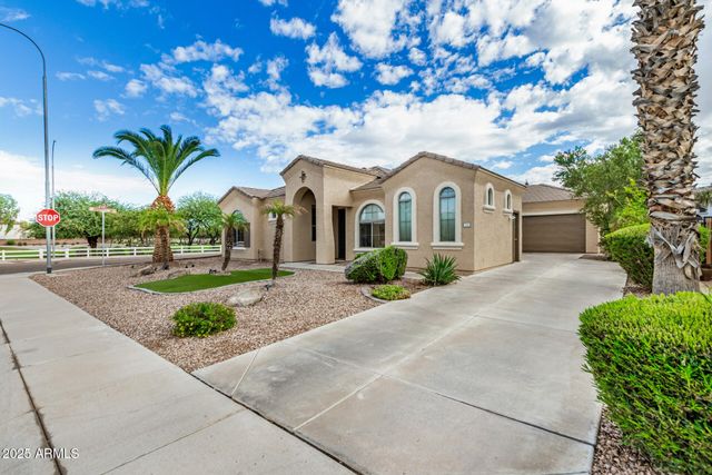 789 E SAN CARLOS Way, Chandler, AZ 85249