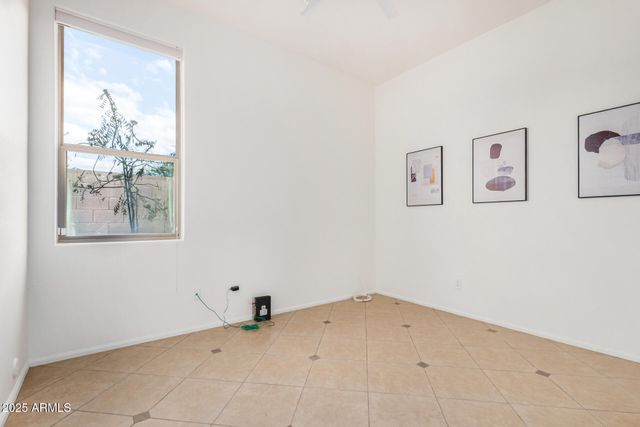 789 E SAN CARLOS Way, Chandler, AZ 85249