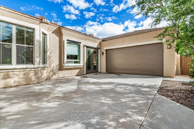 789 E SAN CARLOS Way, Chandler, AZ 85249