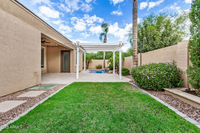 789 E SAN CARLOS Way, Chandler, AZ 85249