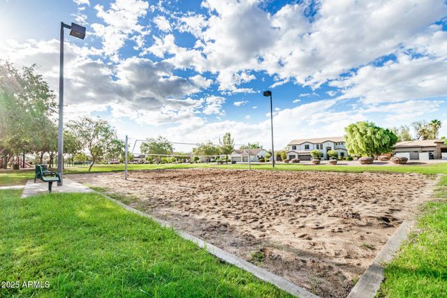 789 E SAN CARLOS Way, Chandler, AZ 85249