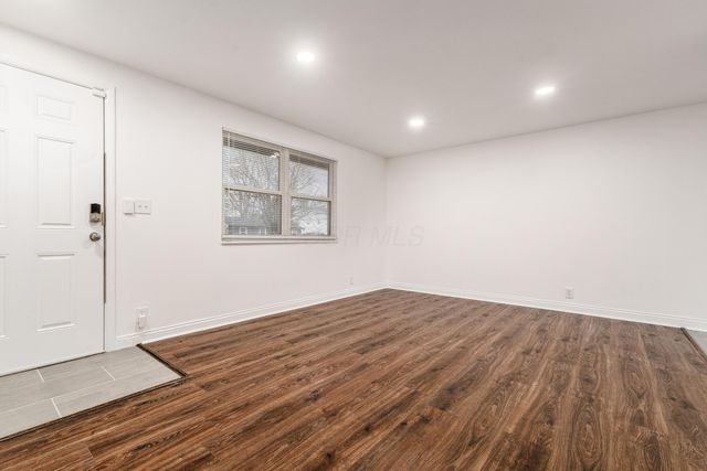 362 Banbury Drive, Columbus, OH 43230