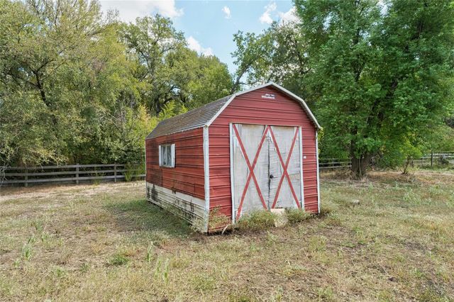 7 Pillow RD, Sunset Valley, TX 78745
