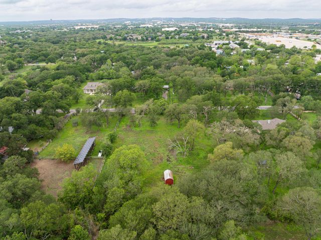 7 Pillow RD, Sunset Valley, TX 78745