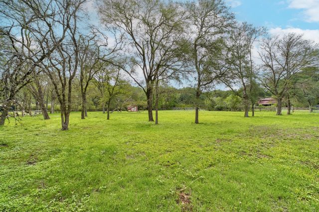 7 Pillow RD, Sunset Valley, TX 78745