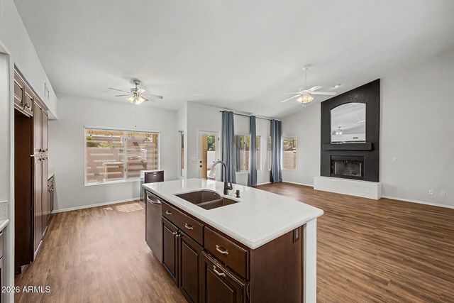 21805 N 61ST Avenue, Glendale, AZ 85310