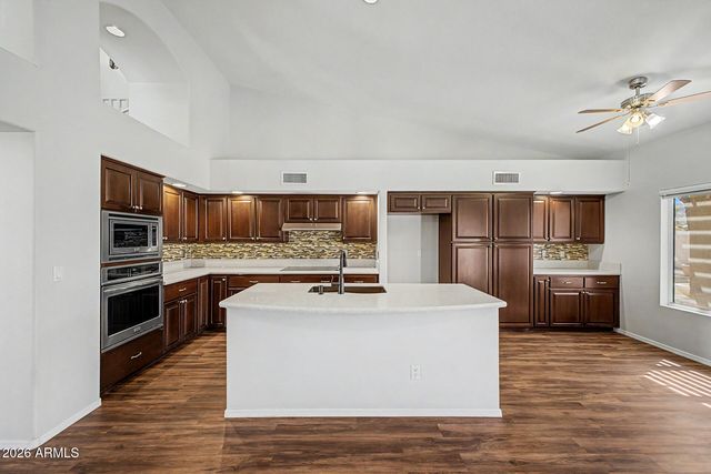 21805 N 61ST Avenue, Glendale, AZ 85310