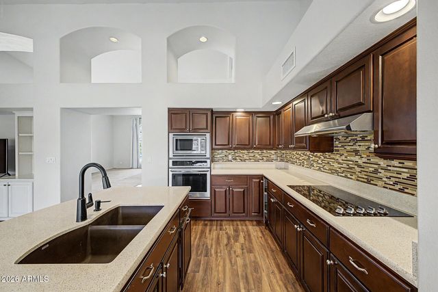 21805 N 61ST Avenue, Glendale, AZ 85310