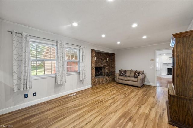 2909 Marlborough Road, Burlington, NC 27215