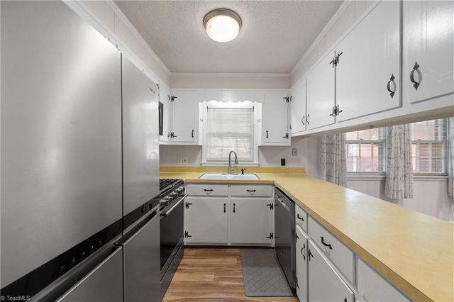 2909 Marlborough Road, Burlington, NC 27215