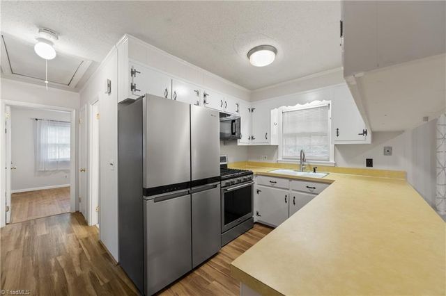 2909 Marlborough Road, Burlington, NC 27215