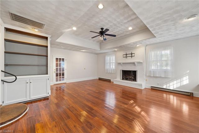 2909 Marlborough Road, Burlington, NC 27215
