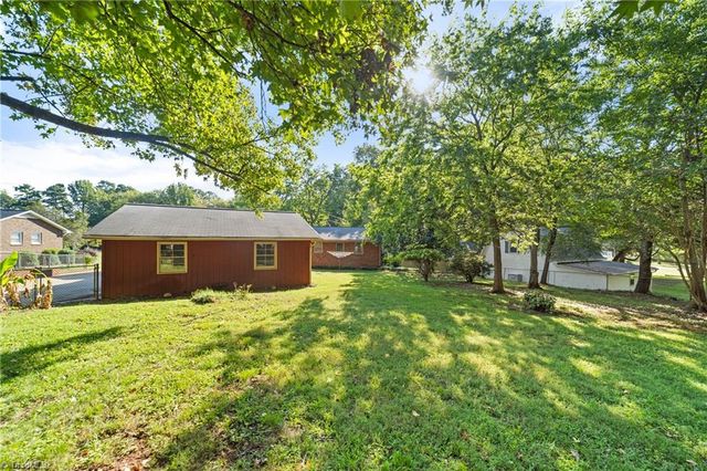 2909 Marlborough Road, Burlington, NC 27215