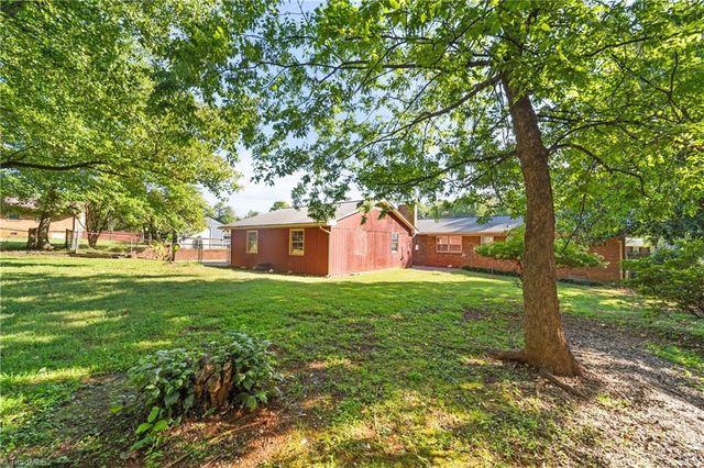 2909 Marlborough Road, Burlington, NC 27215