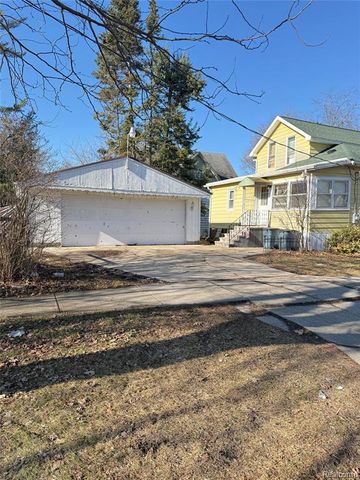 140 N Andre Street, Saginaw, MI 48602