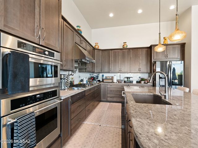 12535 N Placita El Cobo, Oro Valley, AZ 85755
