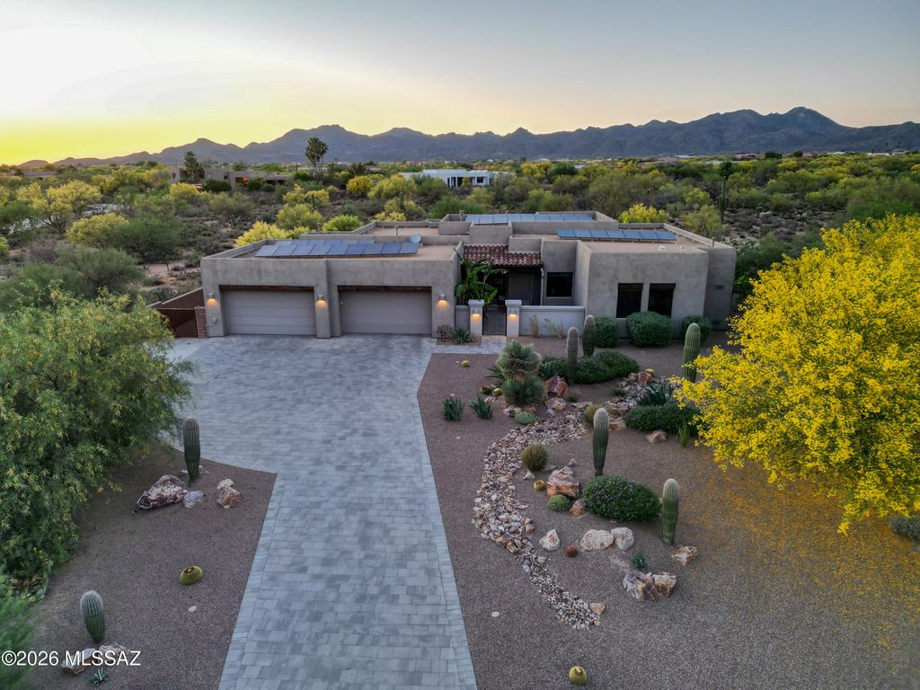 12535 N Placita El Cobo, Oro Valley, AZ 85755