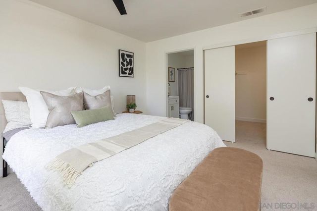 9449 Fairgrove Ln 102, San Diego, CA 92129