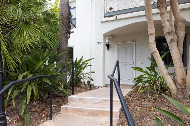 9449 Fairgrove Ln 102, San Diego, CA 92129