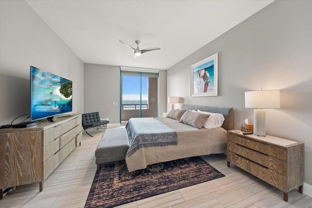 1560 GULF BOULEVARD 304, Clearwater, FL 33767