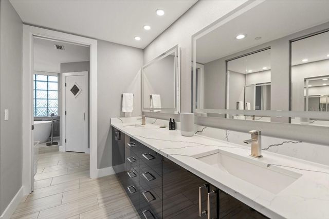 1560 GULF BOULEVARD 304, Clearwater, FL 33767