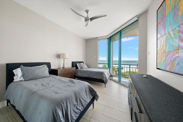 1560 GULF BOULEVARD 304, Clearwater, FL 33767