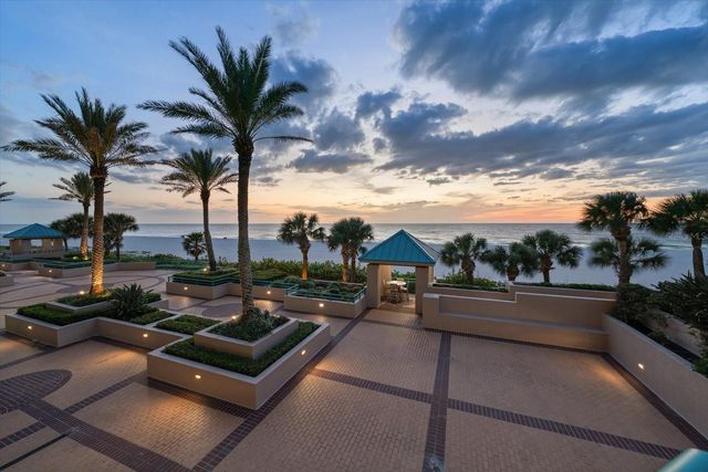 1560 GULF BOULEVARD 304, Clearwater, FL 33767