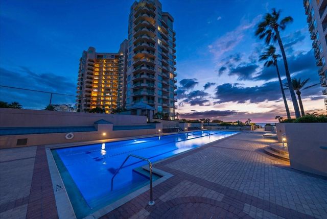 1560 GULF BOULEVARD 304, Clearwater, FL 33767