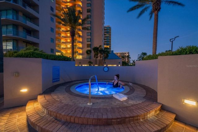 1560 GULF BOULEVARD 304, Clearwater, FL 33767