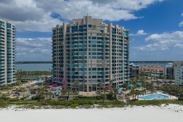1560 GULF BOULEVARD 304, Clearwater, FL 33767