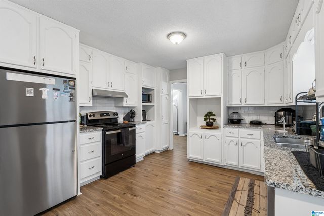 1812 MARA DRIVE, Center Point, AL 35215