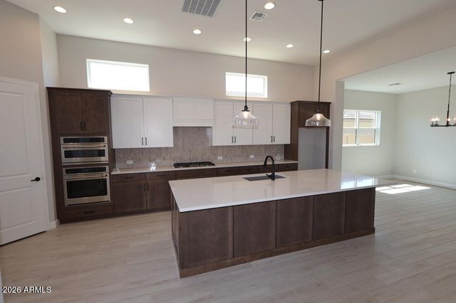 21652 W GLENROSA Avenue, Buckeye, AZ 85396