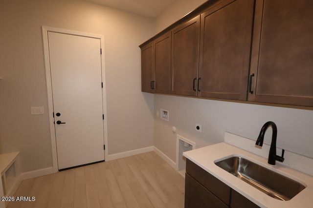 21652 W GLENROSA Avenue, Buckeye, AZ 85396