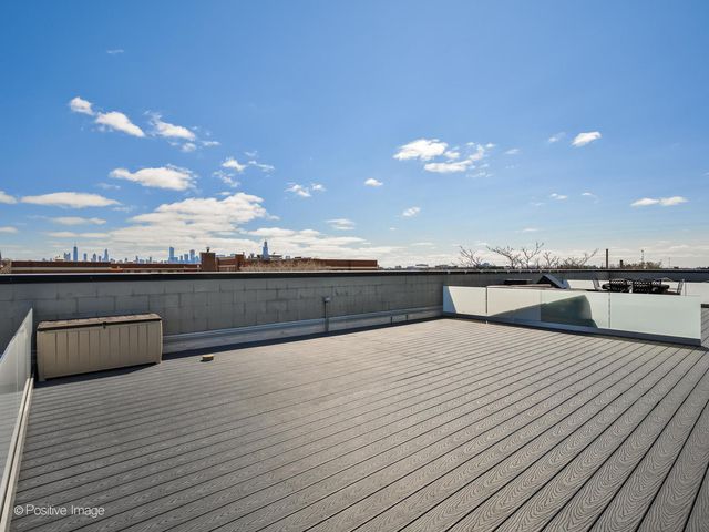 1017 N California Avenue 9, Chicago, IL 60622