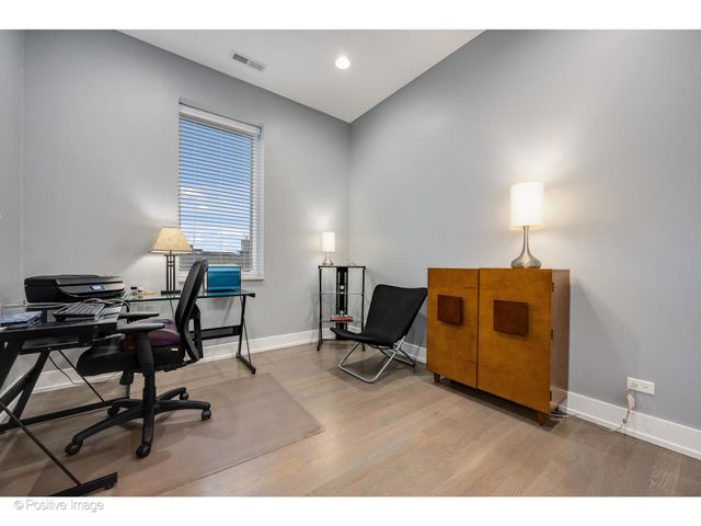 1017 N California Avenue 9, Chicago, IL 60622