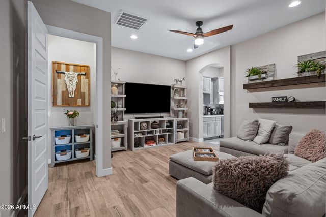 3661 E AZALEA Drive, Chandler, AZ 85286