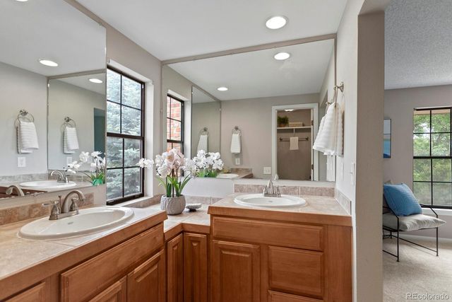 8160 Flower Circle, Arvada, CO 80005