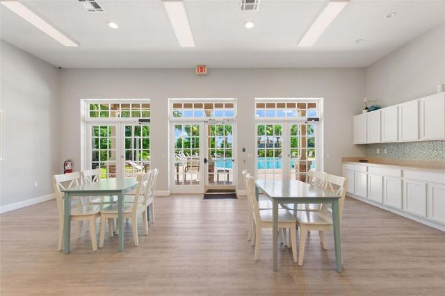 546 WINDSOR PLACE, Davenport, FL 33896