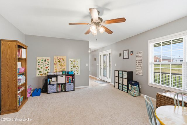 271 Stone Ridge Dr, Fisherville, KY 40023