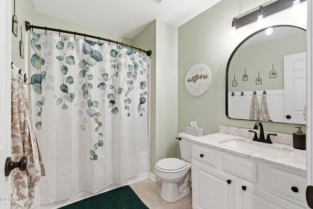 271 Stone Ridge Dr, Fisherville, KY 40023