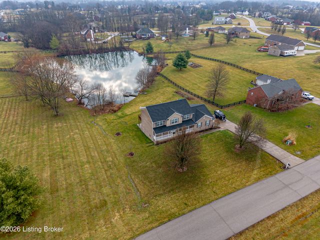 271 Stone Ridge Dr, Fisherville, KY 40023